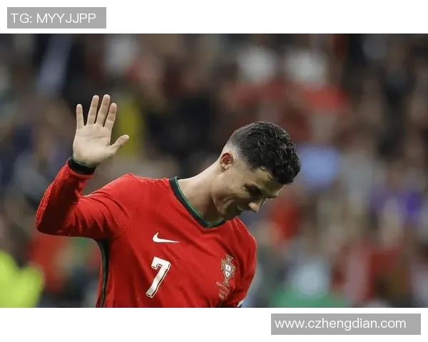 足球场上的深情瞬间 谁是最深情的足球球星